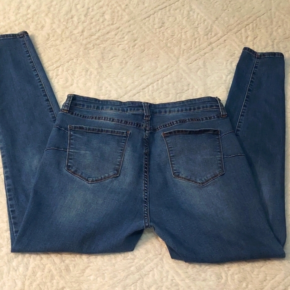 4 for $15 SONG curvy high rise skinny jeans size 13 juniors - Picture 1 of 4
